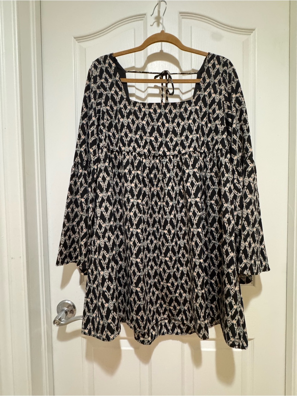 EUC Vintage Havana Black Boho Bell Sleeve Babydoll Mini Dress / Tunic Top Size M